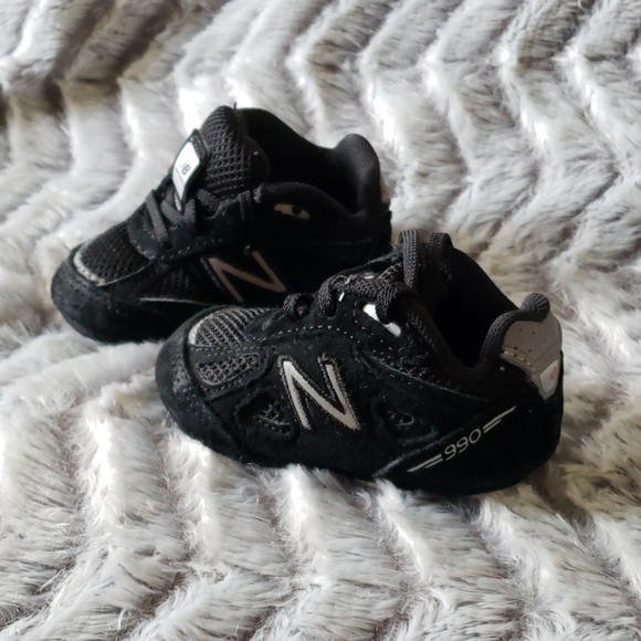 infant new balance 990v4